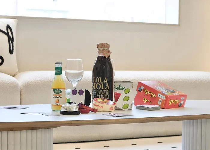 #2 Jeonpo Station House 4br, 2ba Sleeps 16 Appartement *