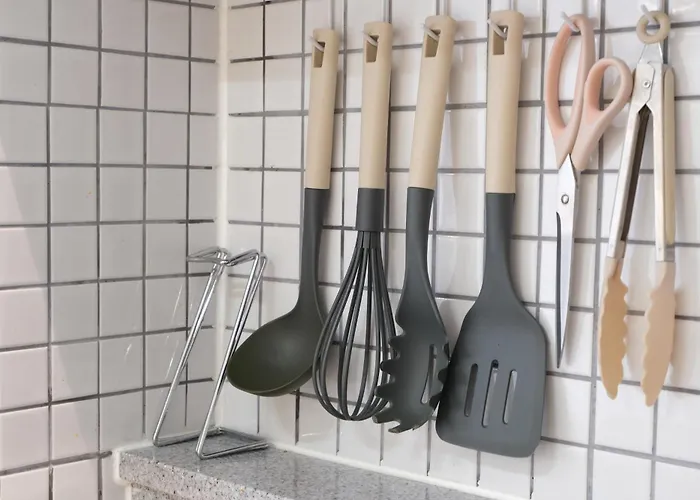 #2 Jeonpo Station House 4br, 2ba Sleeps 16 Appartement *